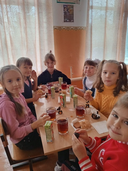 Веселое чаепитие!.